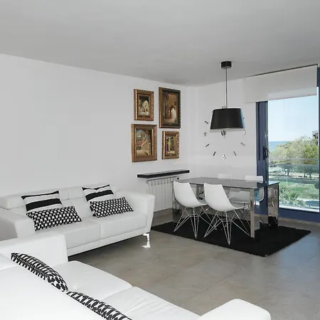 Uhc Mar Augusta Family Complex Apartamento Cambrils