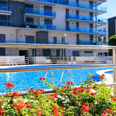 Uhc Mar Augusta Family Complex Superior * Cambrils