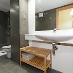 דירה Uhc Mar Augusta Family Complex Superior קמברילס