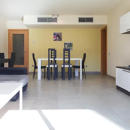 Uhc Mar Augusta Family Complex Superior * Cambrils